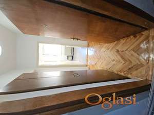 Izuzetan jednosoban stan/penthouse na prodaju, Save Nemanjića, 60.000€, 38m²